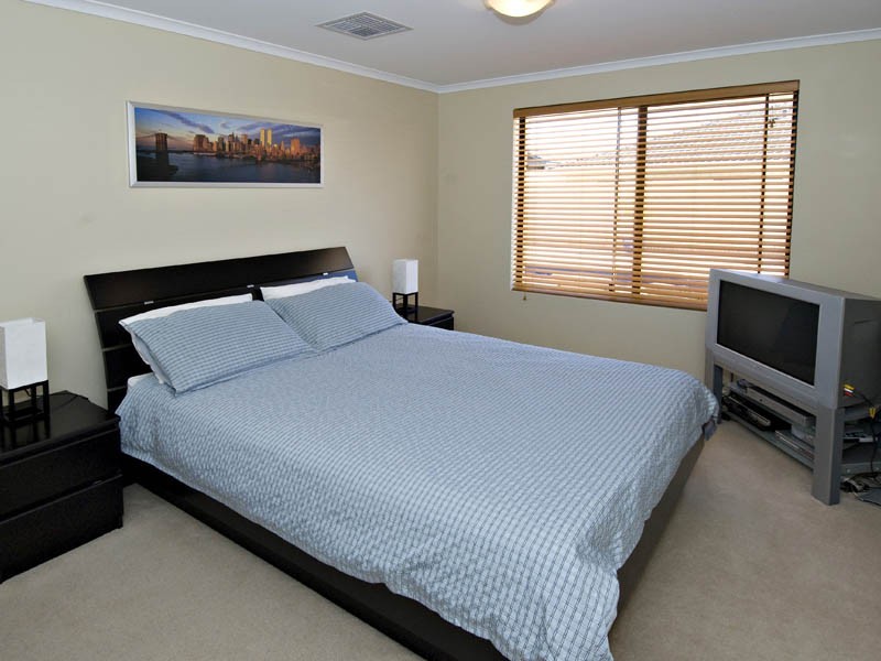 43 Tandara Fairway, Tapping WA 6065