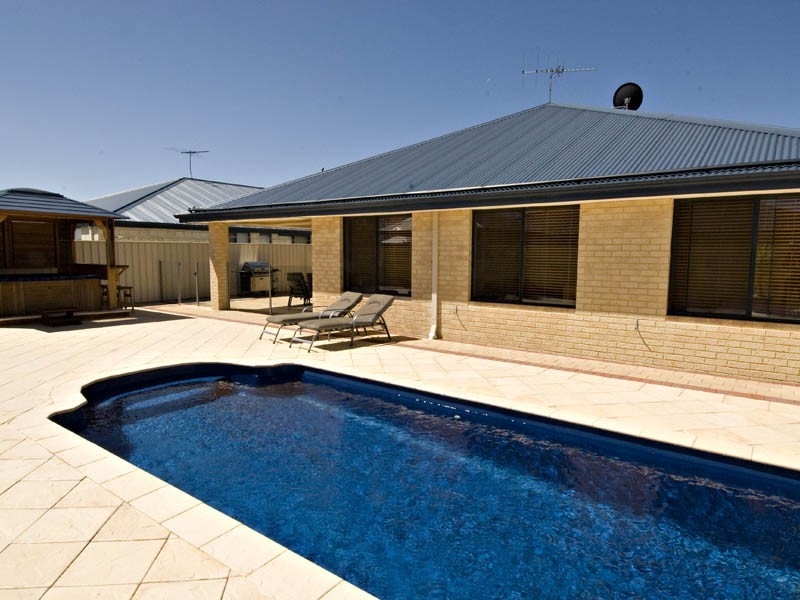 43 Tandara Fairway, Tapping WA 6065