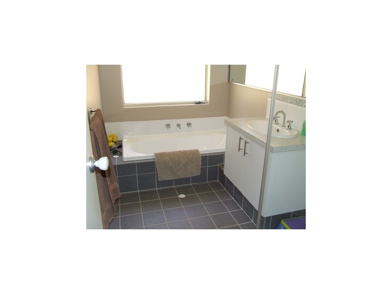 44 Archimedes Crescent, Tapping WA 6065