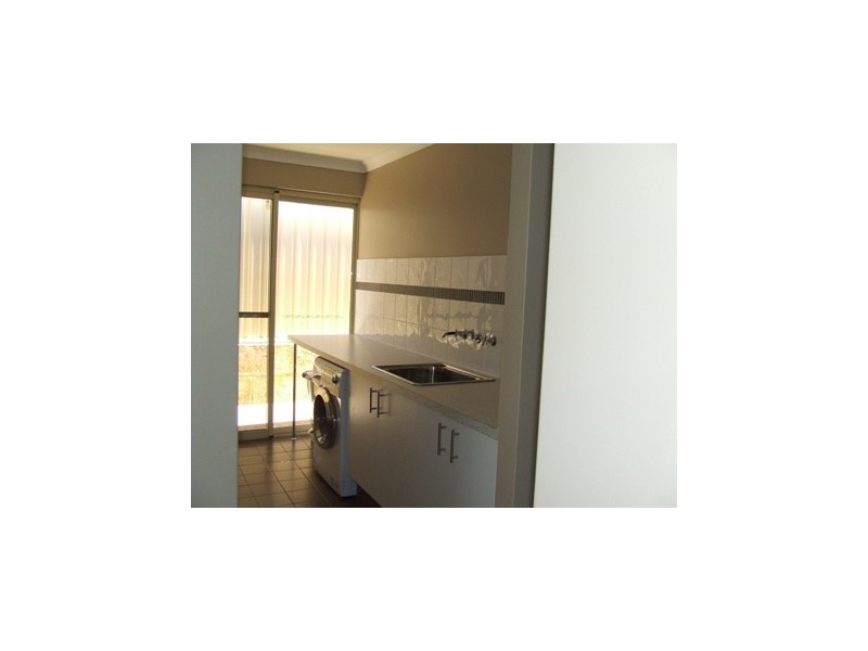 44 Archimedes Crescent, Tapping WA 6065