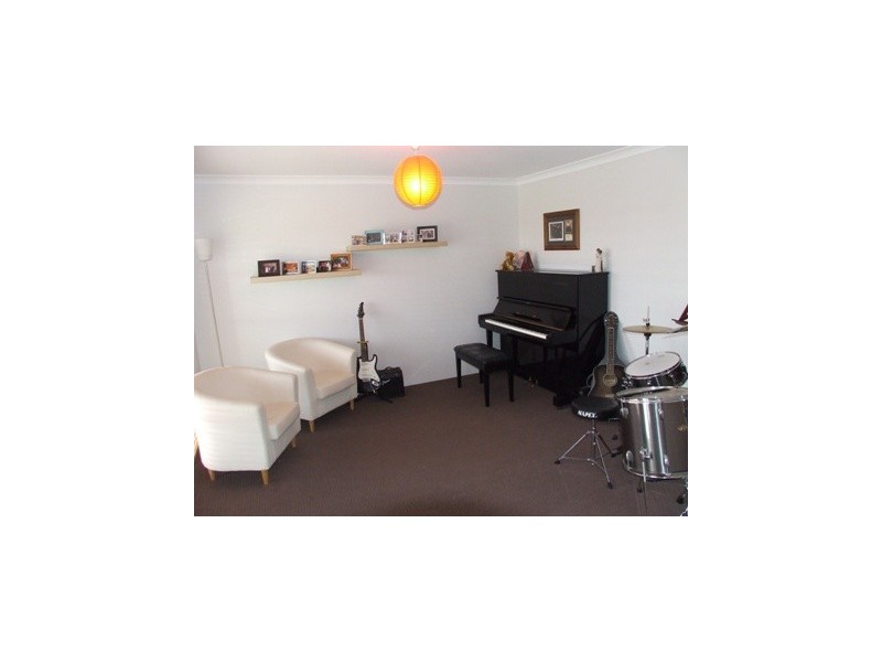 25 Salishan Street, Clarkson WA 6030