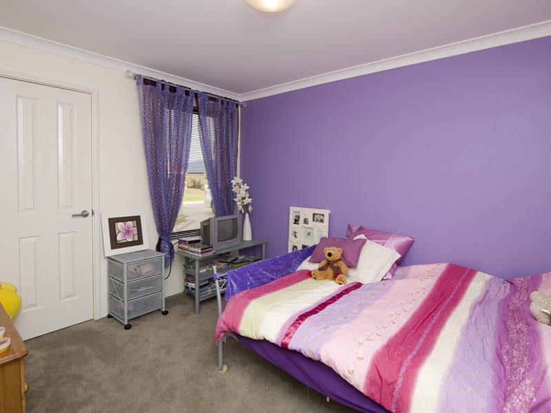 25 Cataby Place, Tapping WA 6065