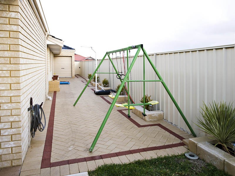 25 Cataby Place, Tapping WA 6065