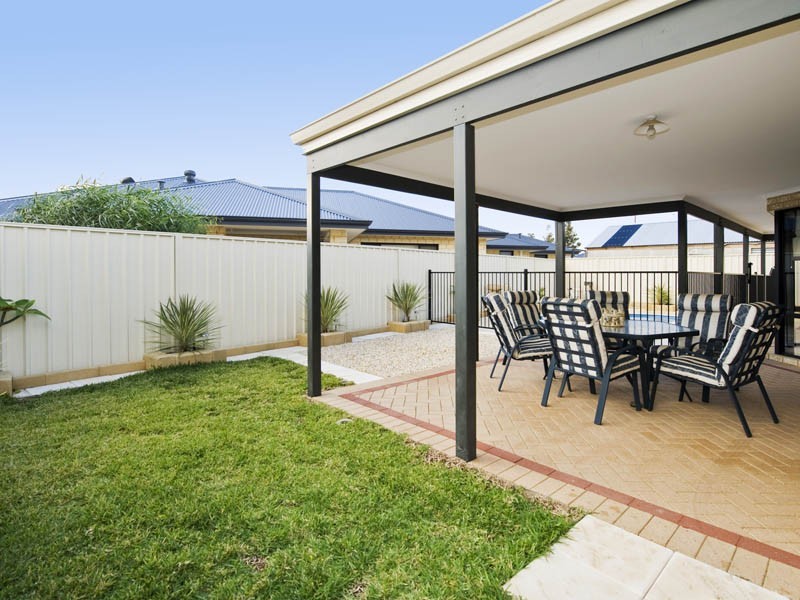 25 Cataby Place, Tapping WA 6065