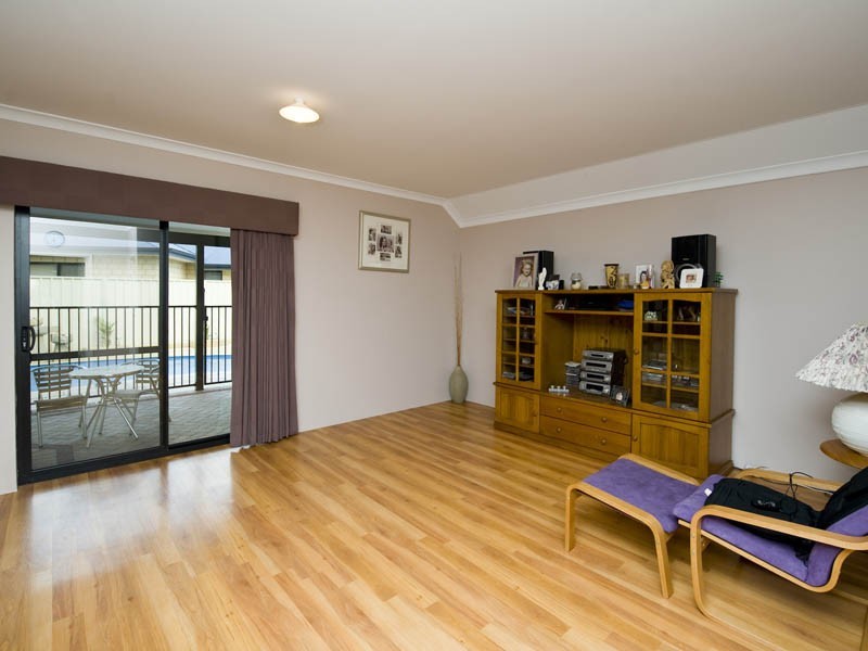 25 Cataby Place, Tapping WA 6065