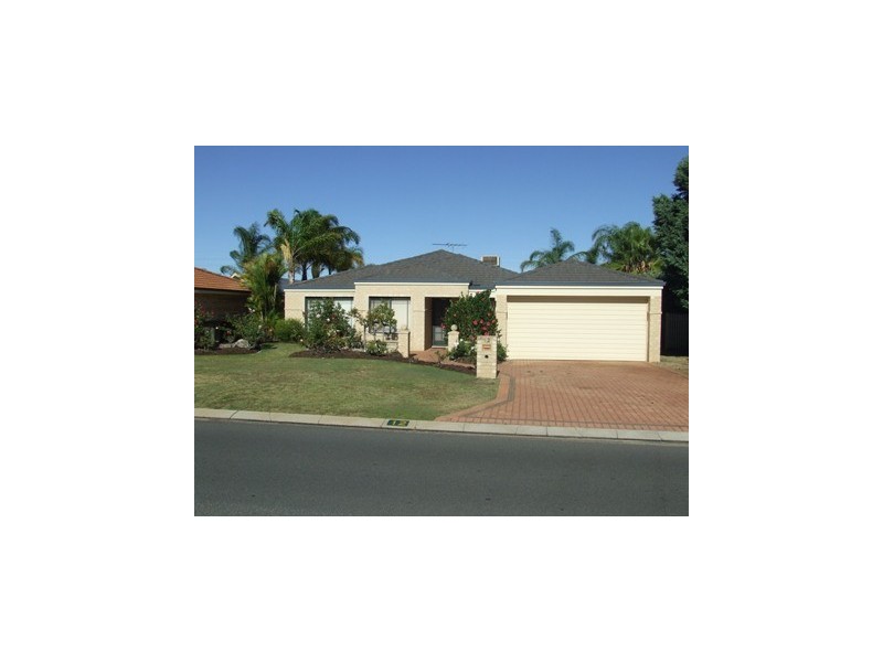 12 Balladong Loop, Carramar WA 6031