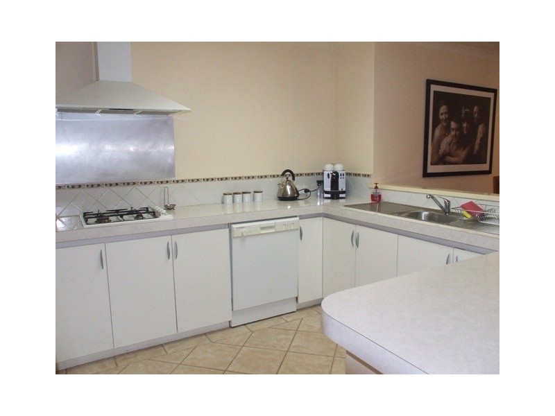 12 Balladong Loop, Carramar WA 6031