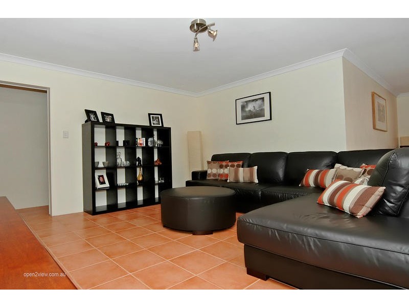 6 Terrigal Pass, Tapping WA 6065