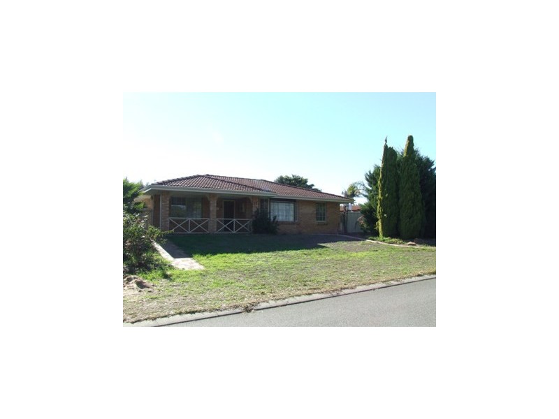 17 Willesden Avenue, Kingsley WA 6026