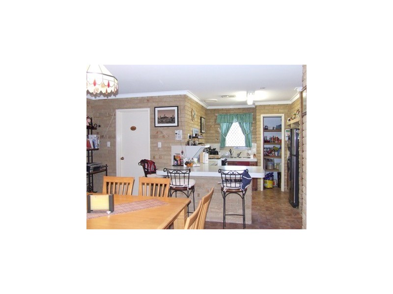 17 Willesden Avenue, Kingsley WA 6026