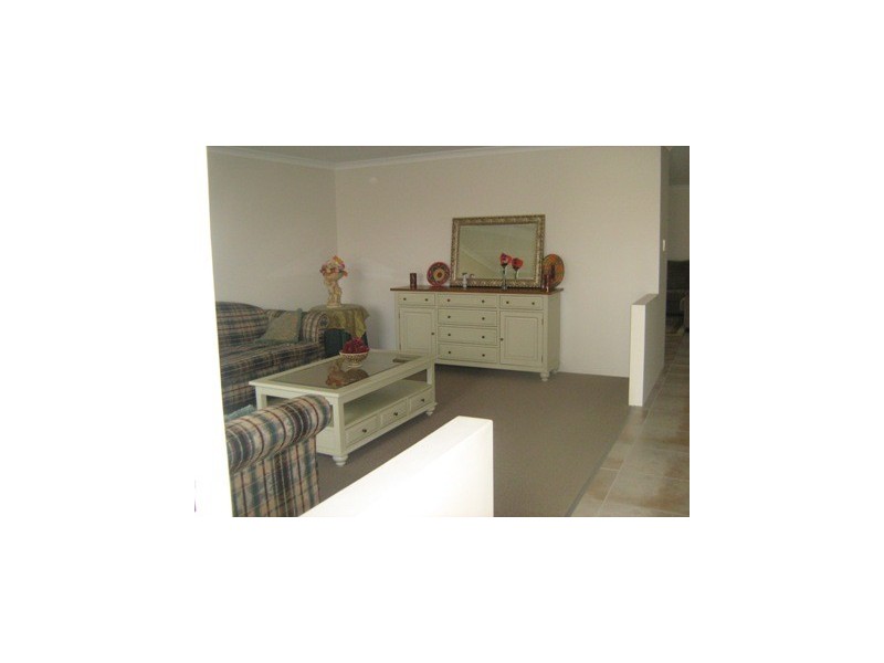 25 Bonannella Entrance, Sinagra WA 6065