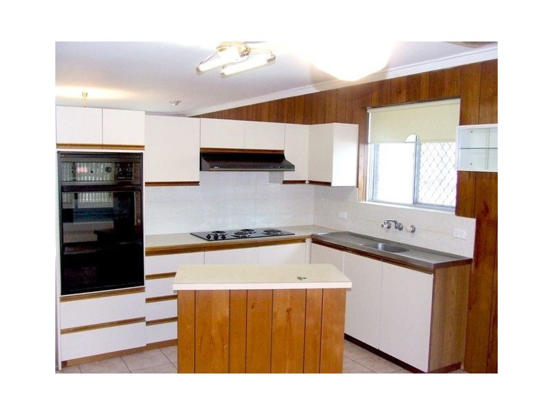 4 Candler Way, Two Rocks WA 6037