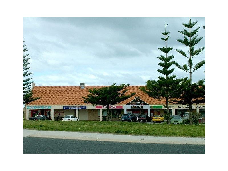 4 Candler Way, Two Rocks WA 6037