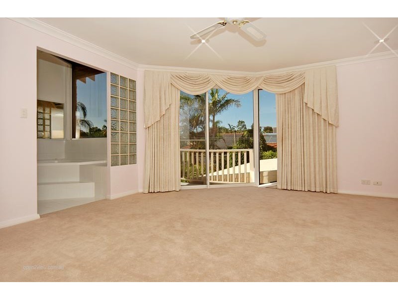 50 Royal Melbourne Avenue, Connolly WA 6027