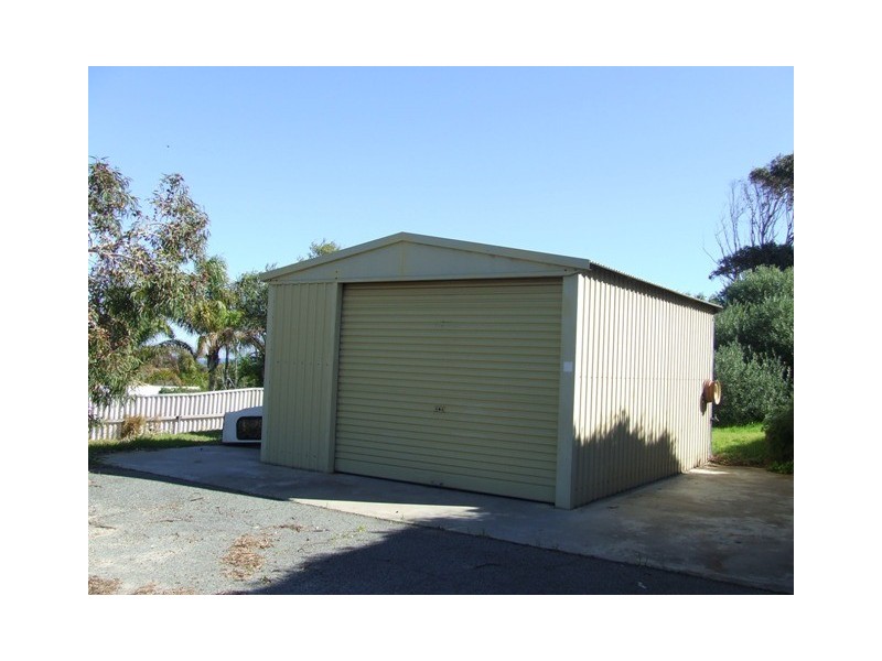 36 Mindarie Drive, Quinns Rocks WA 6030