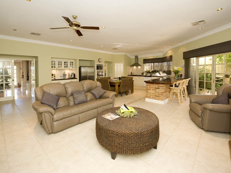 73 Donnelly Ramble, Wanneroo WA 6065