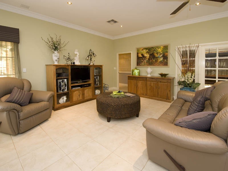 73 Donnelly Ramble, Wanneroo WA 6065