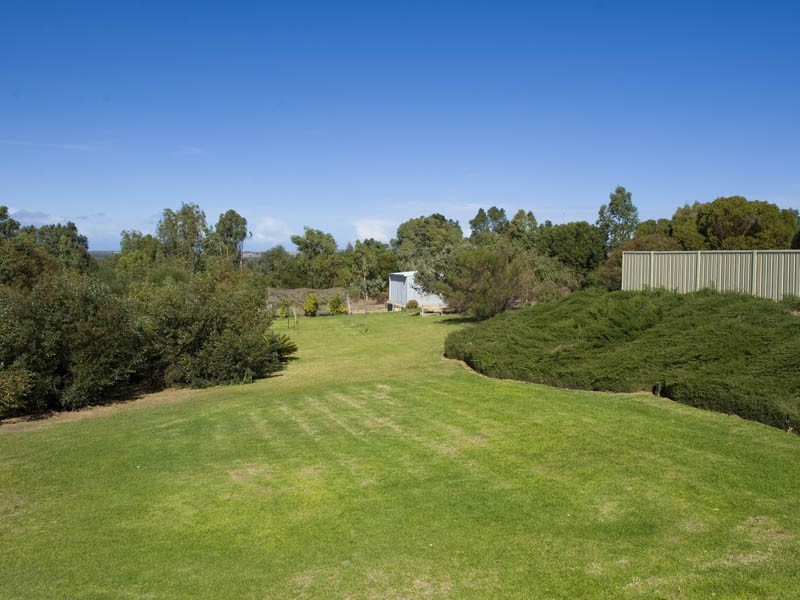 37 Darch Trail, Gabbadah WA 6041