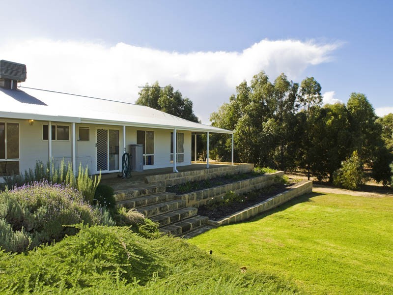 37 Darch Trail, Gabbadah WA 6041