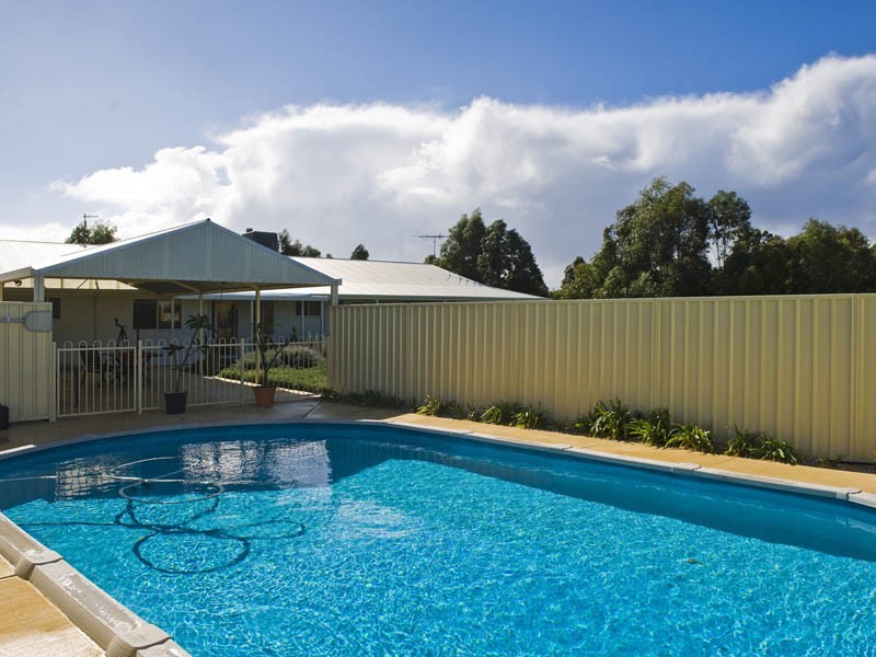 37 Darch Trail, Gabbadah WA 6041