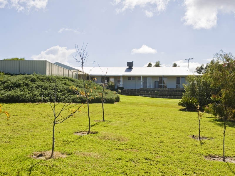 37 Darch Trail, Gabbadah WA 6041