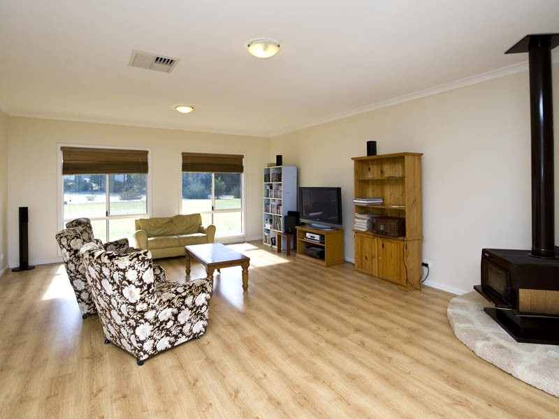 37 Darch Trail, Gabbadah WA 6041