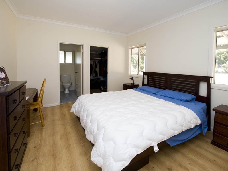 37 Darch Trail, Gabbadah WA 6041