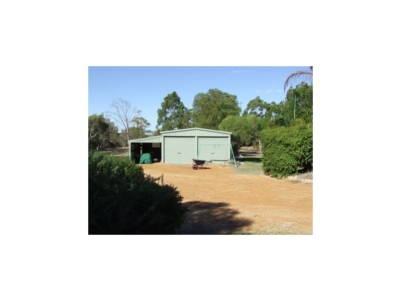 190 Tamarisk Drive, Gabbadah WA 6041