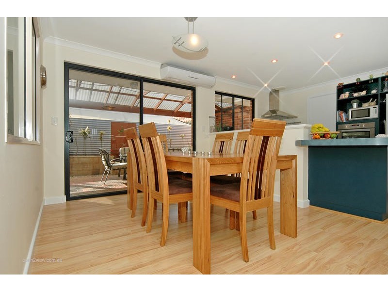 38 Grangemouth Turn, Kinross WA 6028