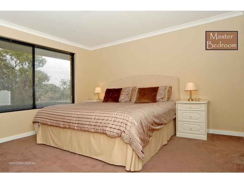 38 Grangemouth Turn, Kinross WA 6028