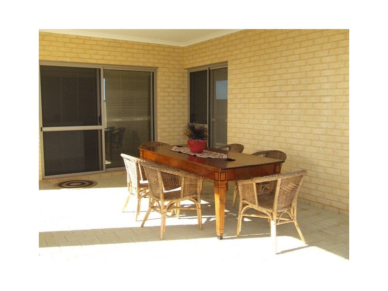 19 Spring Hill, Tapping WA 6065