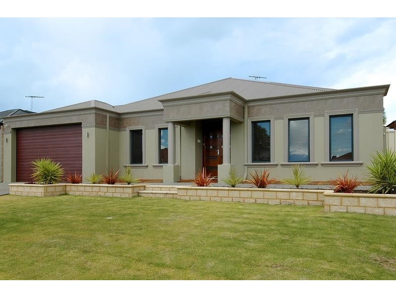 34 Litchfield Cr, Carramar WA 6031