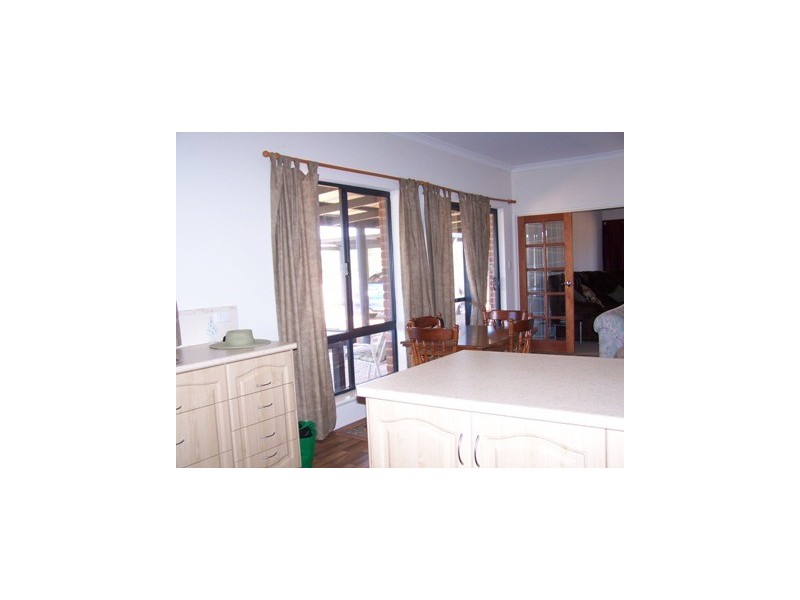 10 Vilalta Way, Sovereign Hill, Gabbadah WA 6041