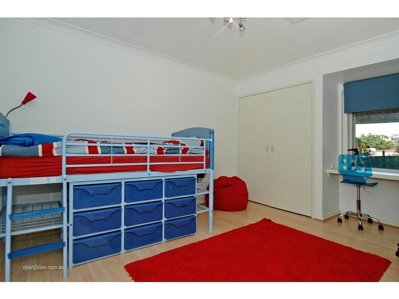 2 Royal Melbourne Avenue, Connolly WA 6027