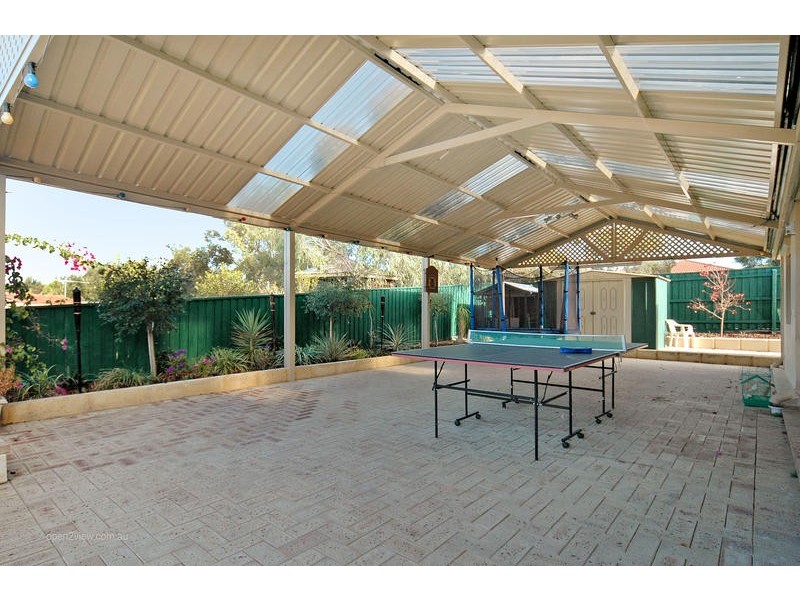 2 Royal Melbourne Avenue, Connolly WA 6027