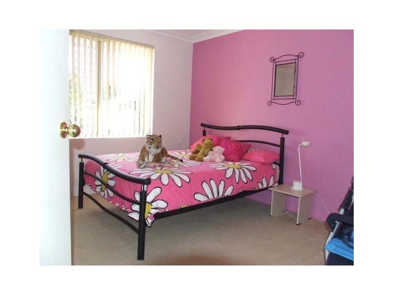 17 Bembridge Loop, Hocking WA 6065