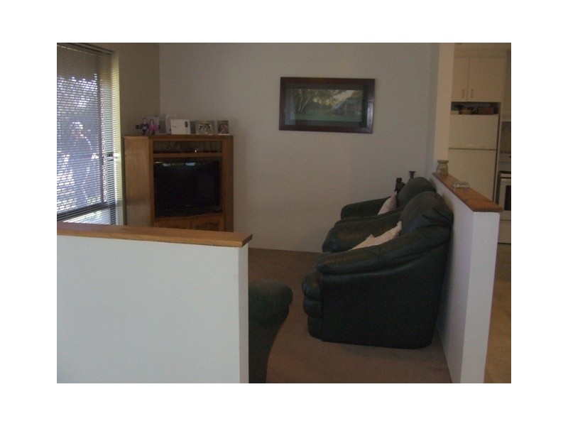 3 Radian Road, Beldon WA 6027