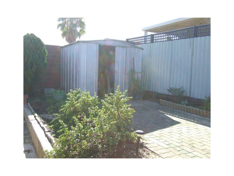 3 Radian Road, Beldon WA 6027