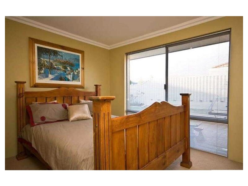 37 Kirkimbie Street, Carramar WA 6031