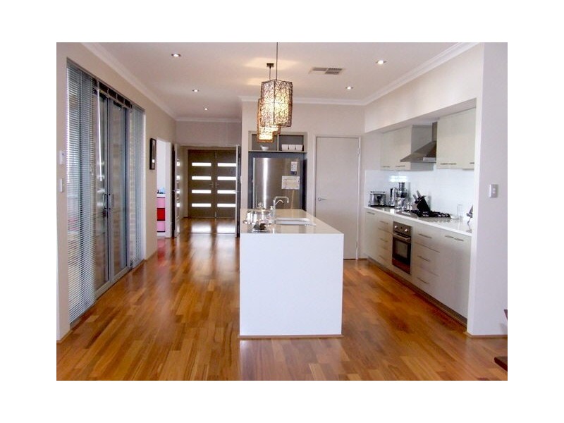 14 Sailboat Link, Jindalee WA 6036