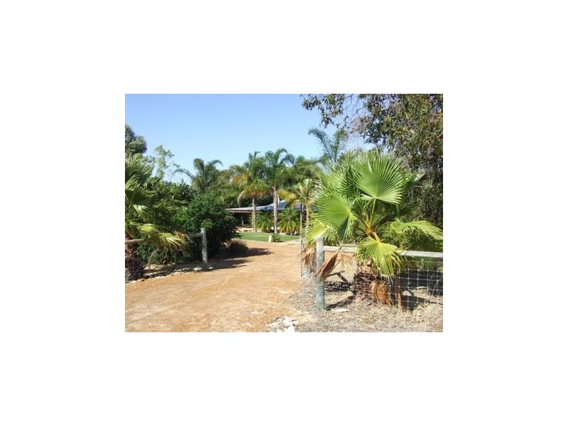 190 Tamarisk Drive, Gabbadah WA 6041