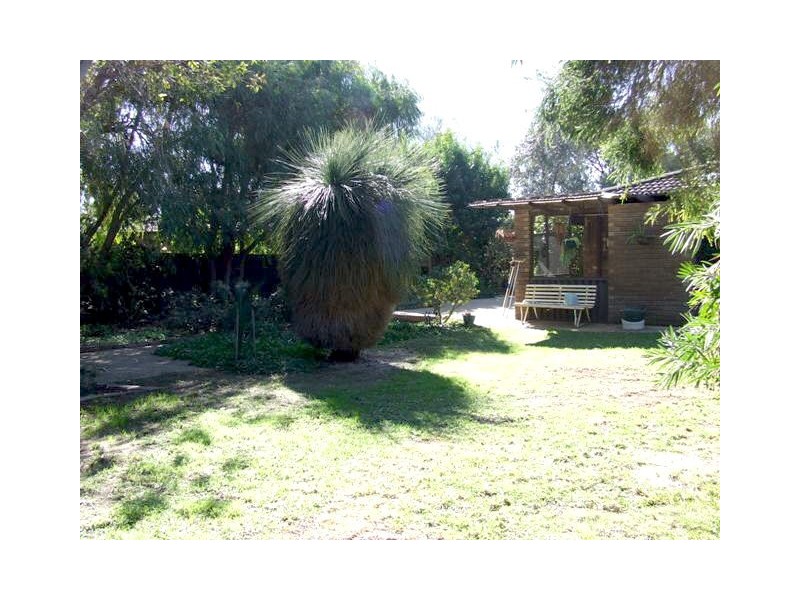 17 Rees Drive, Quinns Rocks WA 6030