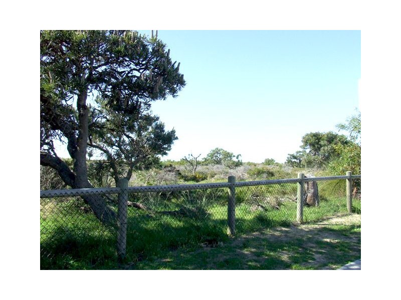 17 Rees Drive, Quinns Rocks WA 6030