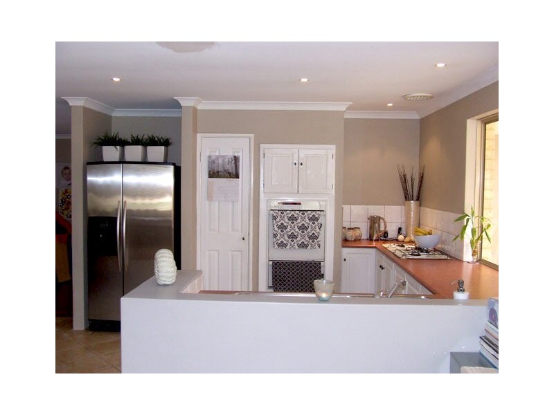 16 Muirfield Way, Joondalup WA 6027