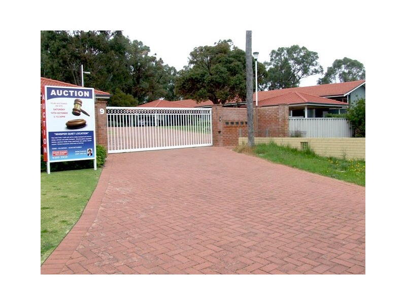 1/9 Westbrook Way, Girrawheen WA 6064