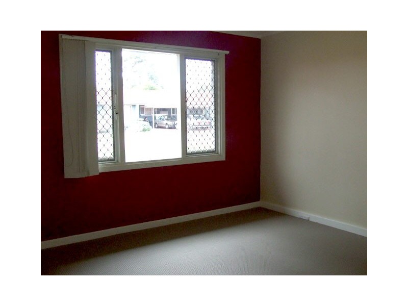 1/9 Westbrook Way, Girrawheen WA 6064