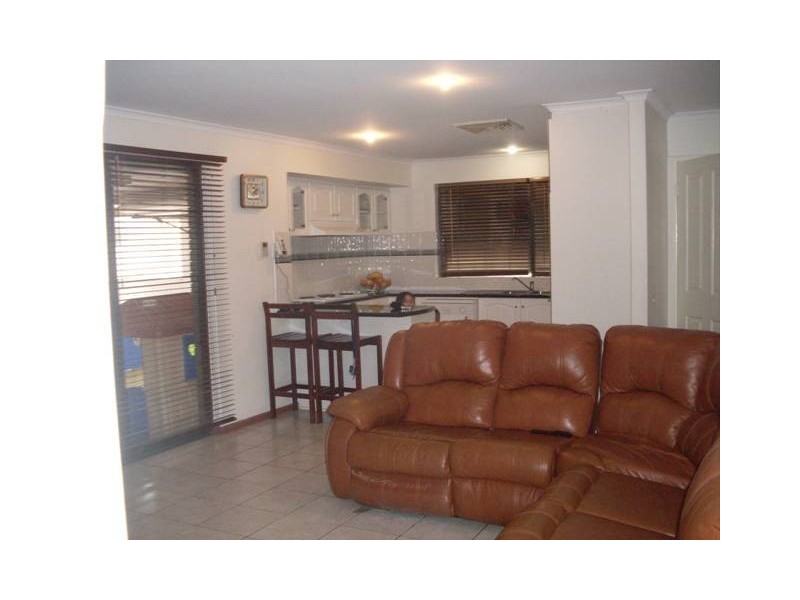 12 Radian Road, Beldon WA 6027