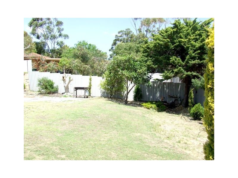 12 Radian Road, Beldon WA 6027