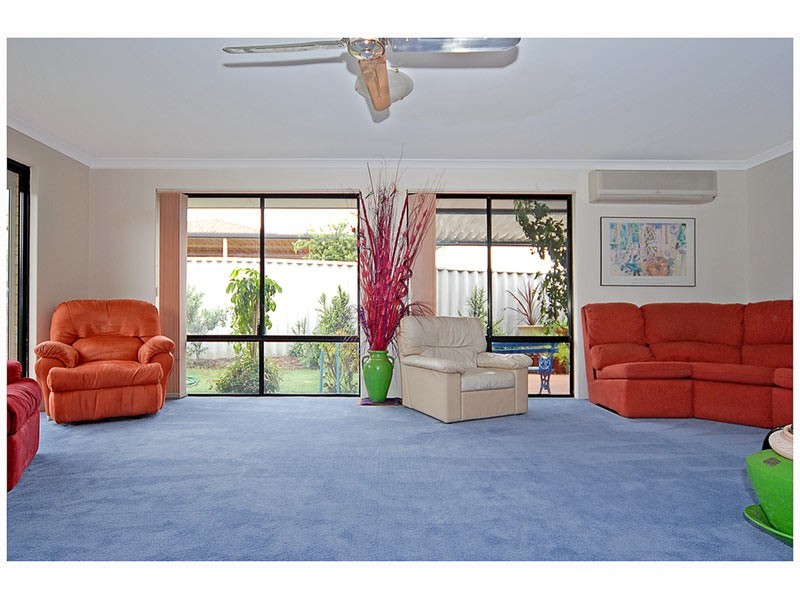 20 Tussock Elbow, Banksia Grove WA 6031