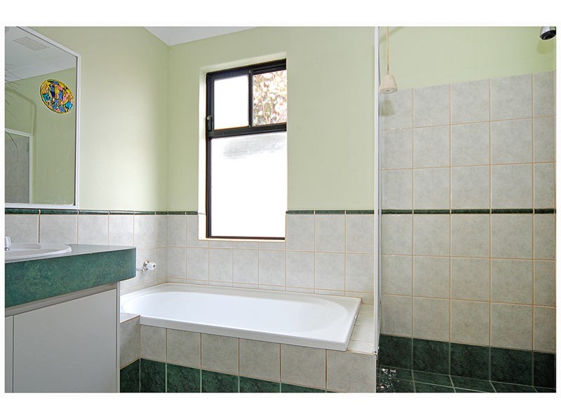 20 Tussock Elbow, Banksia Grove WA 6031